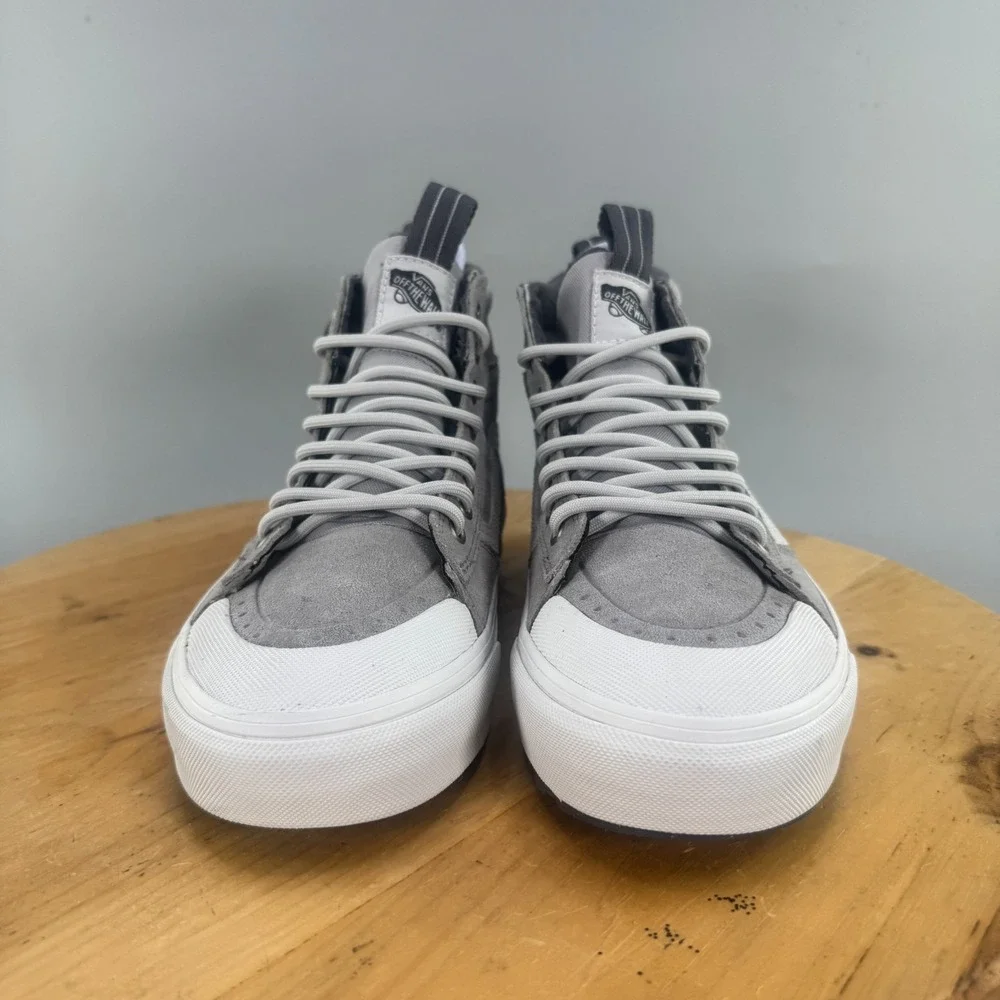 VANS MTE Sk8-Hi Womens Size 9 Waterproof Grey Boots Shoes Sneakers Outdoor NEW